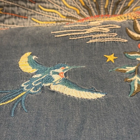 Johnny Was Cara Frayed Westward Denim Shirt NWT RARE - Picture 15 of 15